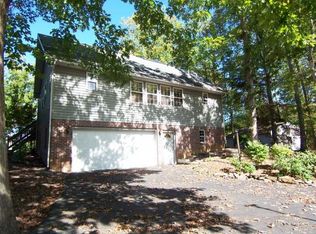 210 Fish Springs Rd, Hampton, TN 37658