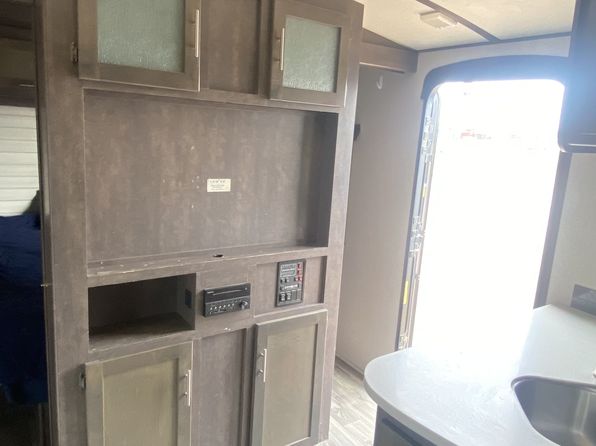 907 N Roy Orbison Dr