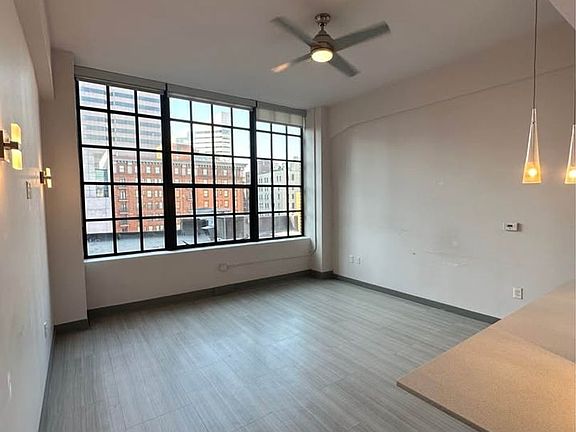 5th image of 126 E 6th St #16