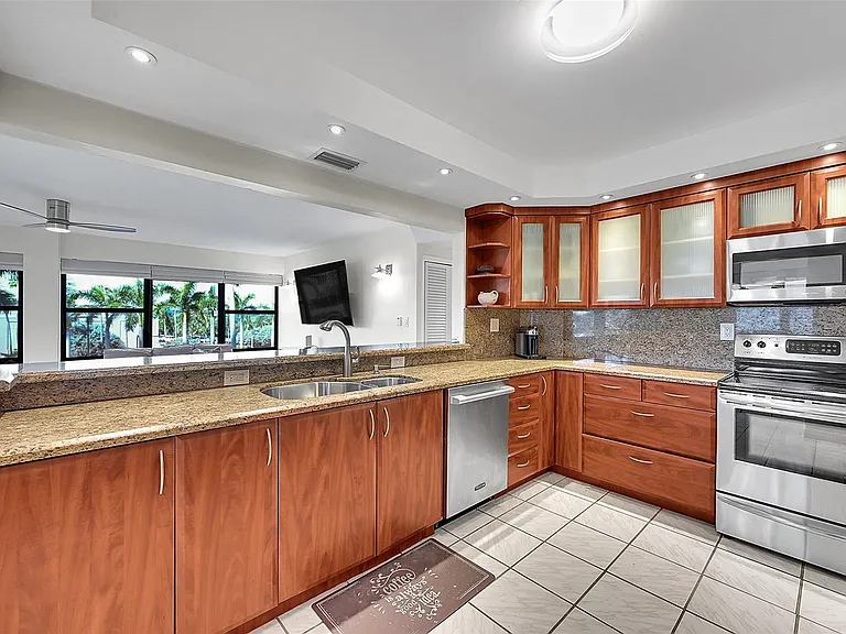 3800 Galt Ocean Dr #311 — Photo 8