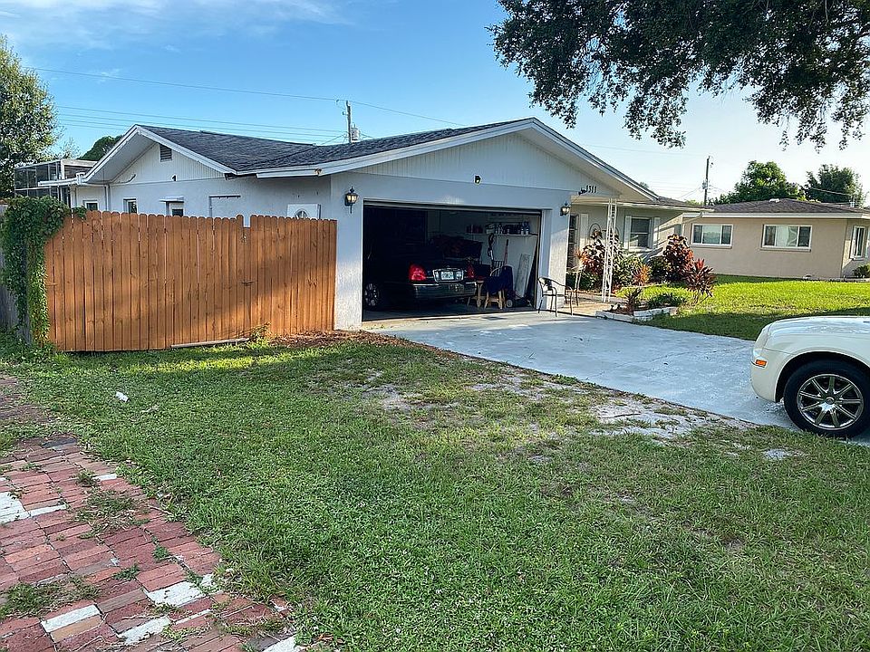 2nd image of 1311 Laurel Ave