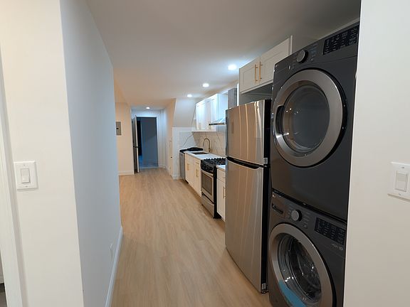 5th image of 20-12 Hazen St #1