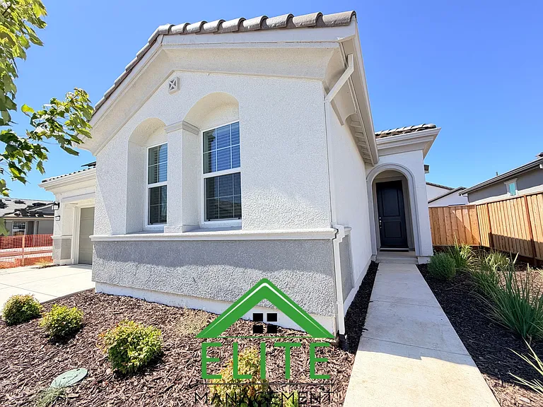 8345 Sidra Way — Photo 2