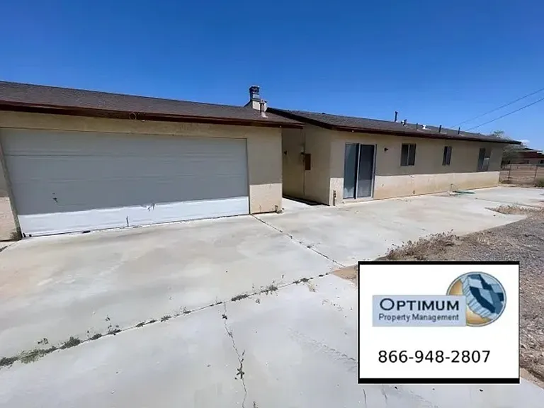 21335 Standing Rock Ave #B — Photo 6