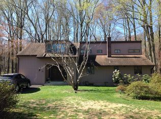 56 Manor Ln, Yardley, PA 19067
