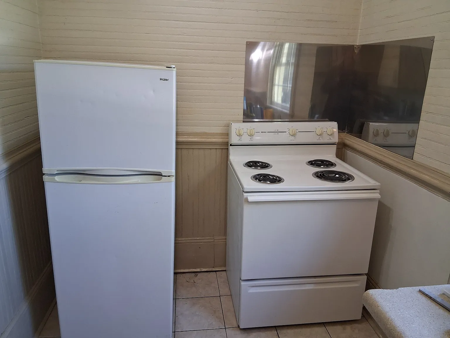 2 bed, 900 sqft, $880 — Photo 4