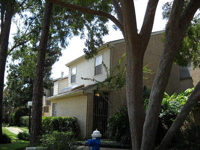 1st image of 1934 Augusta Dr #8-22
