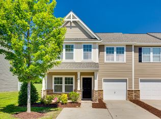 826 Summerlake Dr, Fort Mill, SC 29715