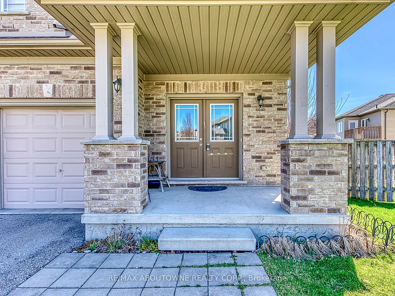 816 Roulston St — Photo 3