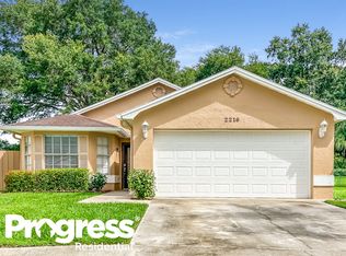 2216 Ridgemore Dr, Valrico, FL 33594