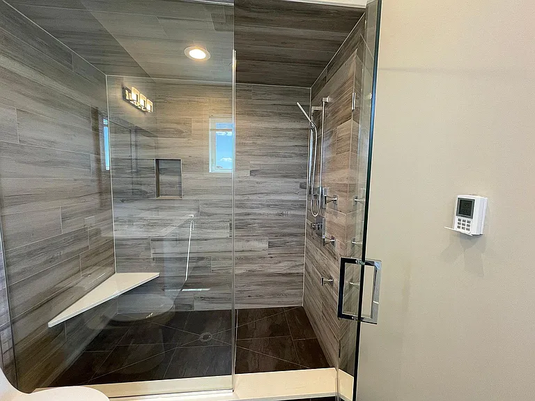 458 N Noble St #3W — Photo 17