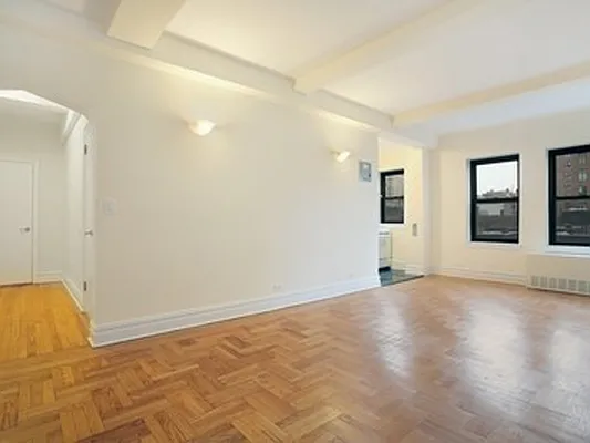 Rented by Sotheby's International Realty | media 19