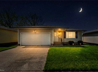 15816 Mendota Ave, Maple Heights, OH 44137