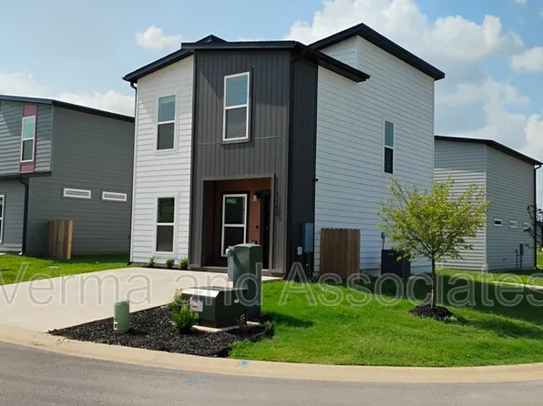 1100 Indiana Ave, Bentonville, AR 72713