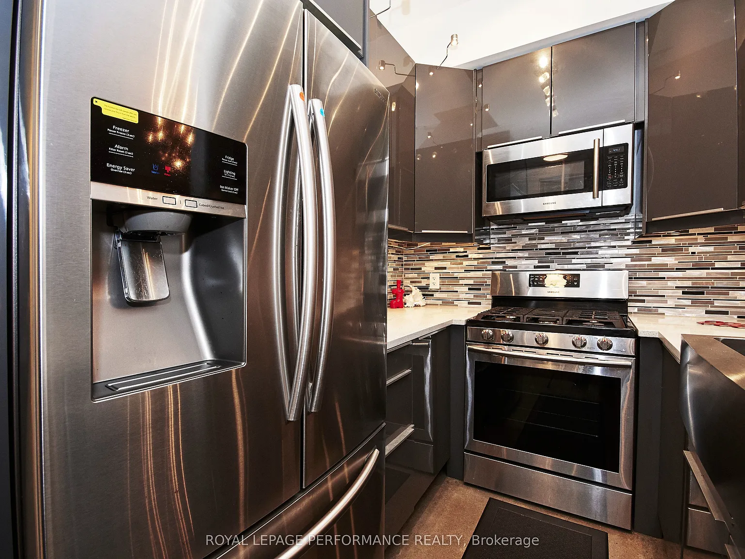 2 bed, $2,450 — Photo 4