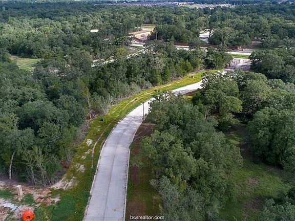 2nd image of 1739 Blanco Bend Dr