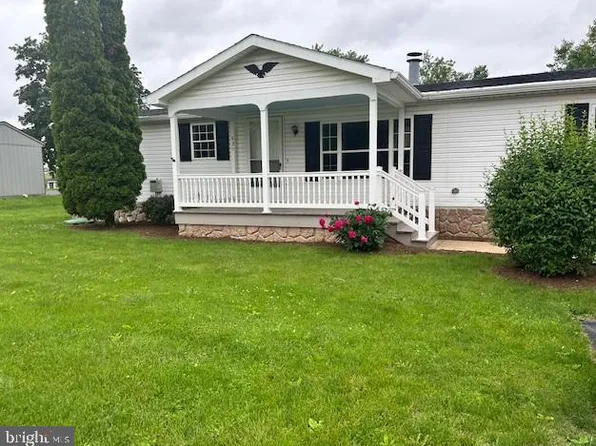 232 S State St, Talmage, PA 17580