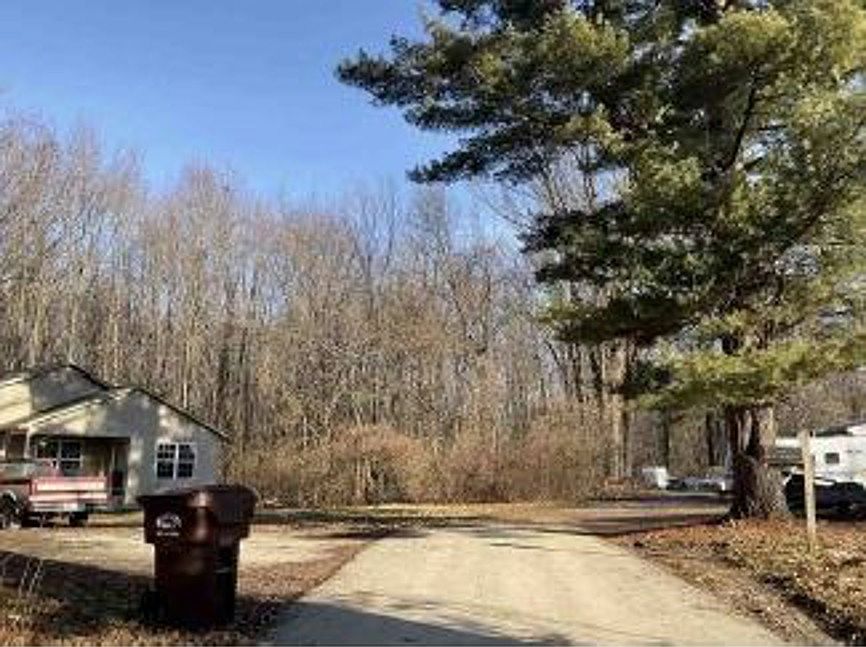 530 N Leavitt St, Brazil, IN 47834 Zillow