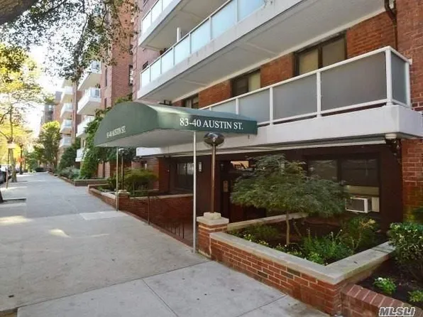 8340 Austin St APT 4P, Jamaica, NY 11415