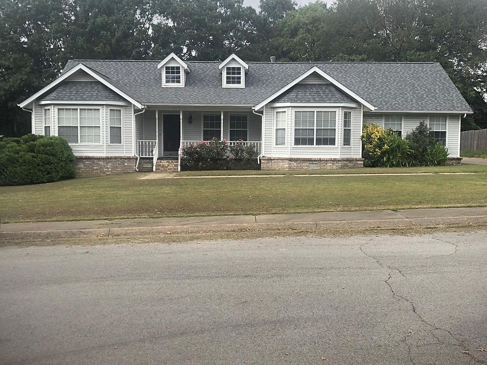 1st image of 2834 E Birdie Dr