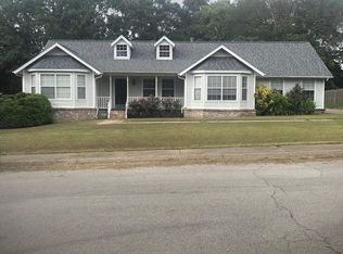 2834 E Birdie Dr, Fayetteville, AR 72703