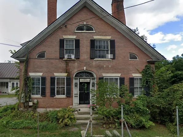 South Main Street Bethel (102), 102 S Main St #3, Bethel, VT 05032