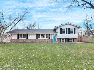 22W345 Teakwood Dr, Glen Ellyn, IL