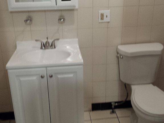 5th image of 16 Van Wagenen St APT 6