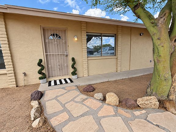 3rd image of 4528 W Palm Ln
