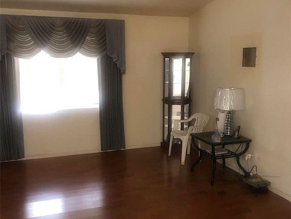 4th image of 2113 Calm Sea Ave