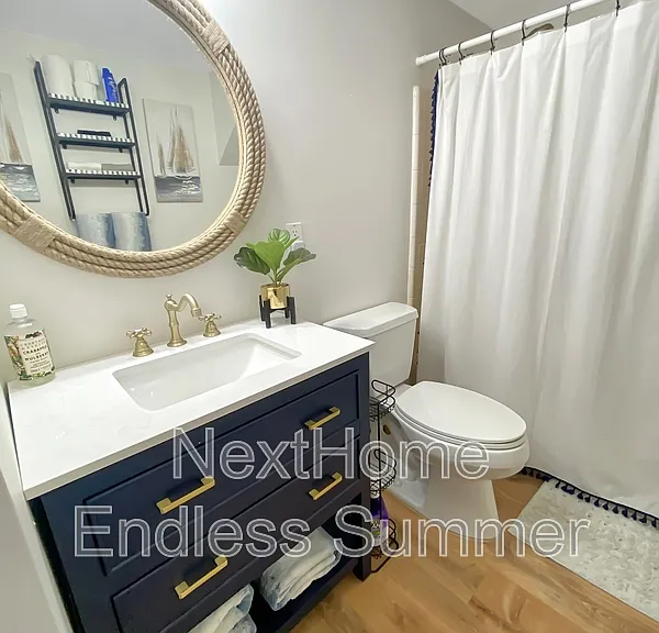 1107 1st St S #J — Photo 12