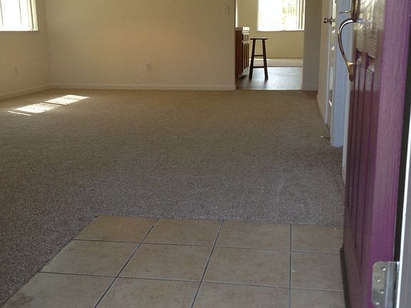 3rd image of 2824 Wisteria Ln