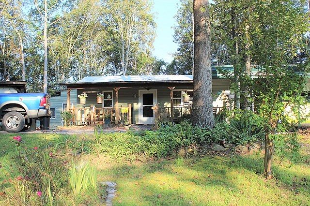 1st image of 213 Pierron Dr