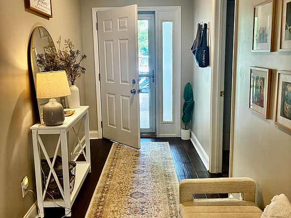 5th image of 10024 Greylock Way