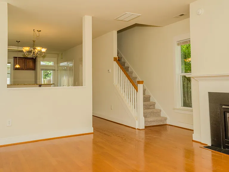 4402 Crystal Breeze St — Photo 16