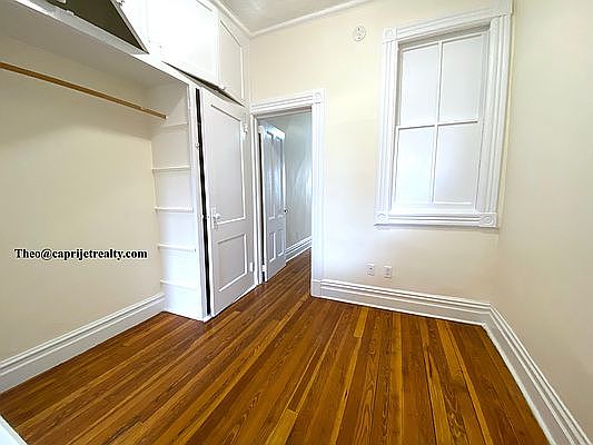 4th image of 171 Norman Ave #2