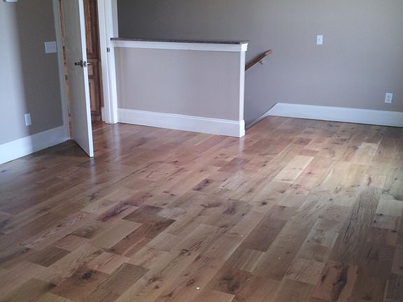 4th image of 6100 Holiday Ln APT 206