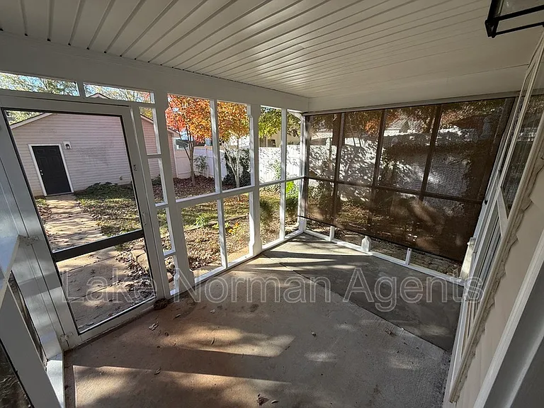 11613 Truan Ln — Photo 14