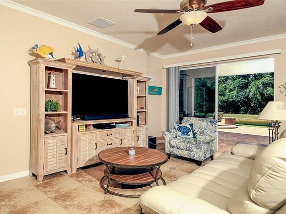 5th image of 327 Londonderry Dr
