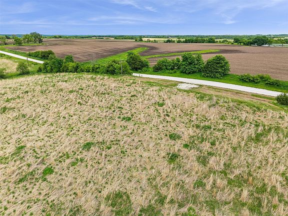 4th image of Peru Rd