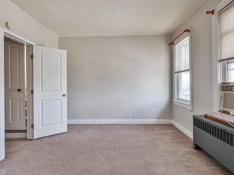 805 Main St — Photo 30