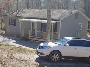 1157 Lakeshore Dr, Franklin, NC 28734
