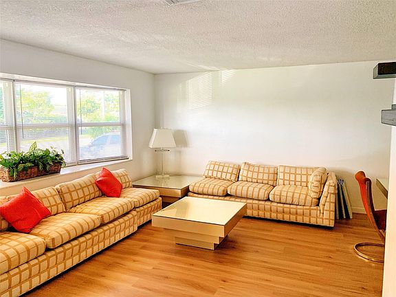 3rd image of 7603 NW 41st Street