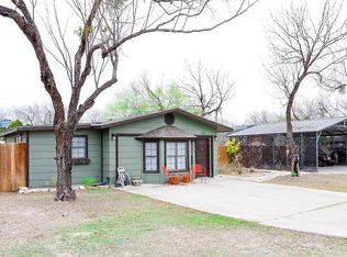 324 Airport Rd, Brackettville, TX 78832