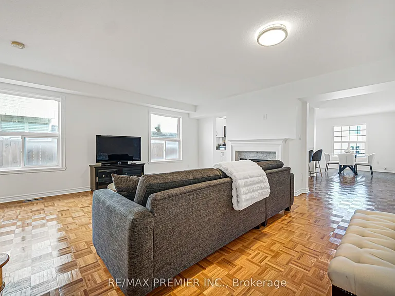 60 Del Francesco Way #MAIN — Photo 10