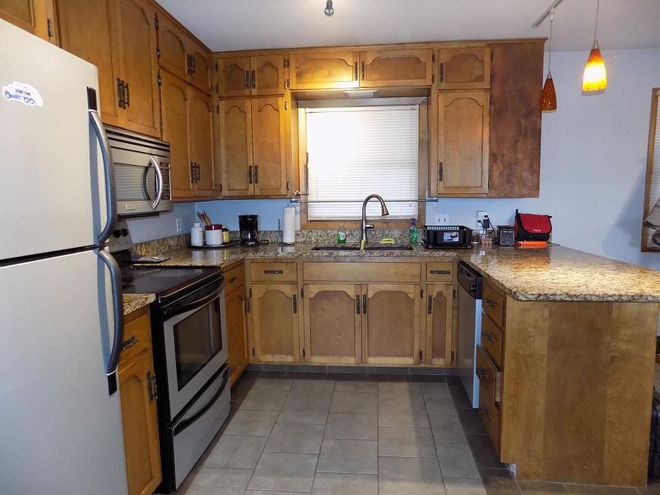 1st image of 1025 Shoreacres Dr
