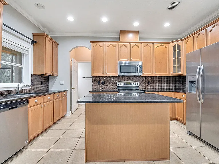 6607 Earthgold Dr — Photo 34