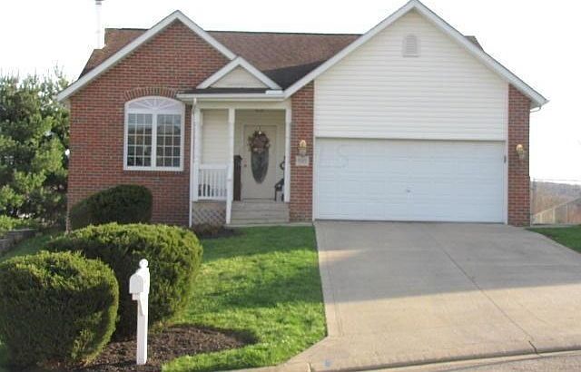 1st image of 995 Blueberry Ct