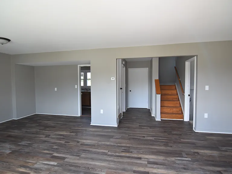 162 Panther St — Photo 2