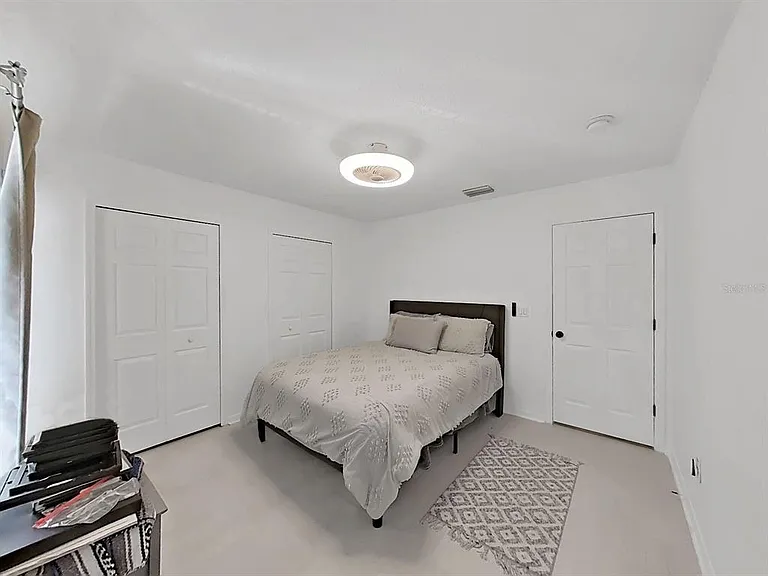 18126 Paradise Point Dr — Photo 23